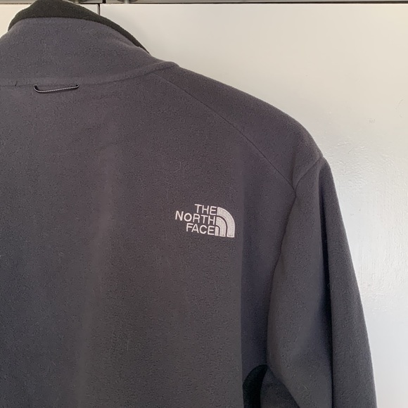 The North Face (L) - Picture 9 of 15